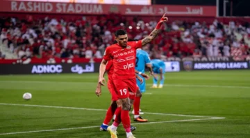 صدارة شتوية لشباب الأهلي بفوزه على العين في الدوري الإماراتي